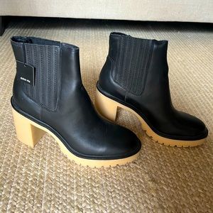Dolce Vita H2O booties